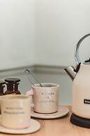 Hoy Paris - Home of YOGA