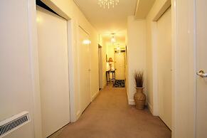 Silver Lining - St Patrick Sq Apartment