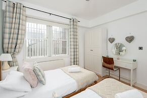 Silver Lining - Luxury Jackson Apartment