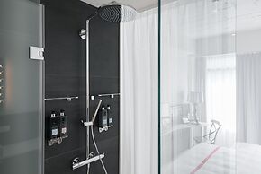 Ruby Lucy Hotel London by IHG