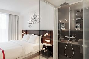 Ruby Lucy Hotel London by IHG