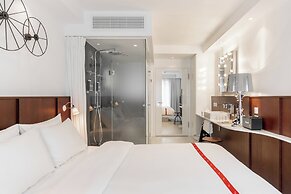 Ruby Lucy Hotel London by IHG