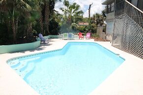 Atlantic Oasis - Upper Unit