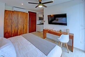 Loveboat Penthouse Studio With Private Splash Pool – PENTHOUSE 5 B – B