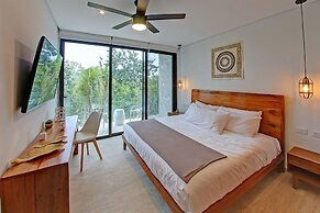 Loveboat Penthouse Studio With Private Splash Pool – PENTHOUSE 5 B – B