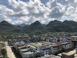 Hoang Nham Luxury Hotel