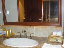 Hoang Nham Luxury Hotel