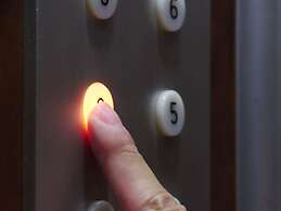 Green Business Hotel Hakui