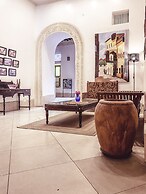 Smiles Stone Town Hotel