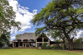 Chobe River Lodge