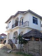 Storm Sailor Villa
