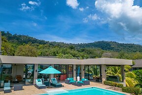 White Monkey Villa - Private Pool & Jacuzzi