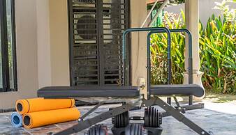 White Monkey Villa - Private Pool & Jacuzzi