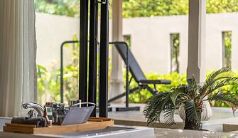 White Monkey Villa - Private Pool & Jacuzzi