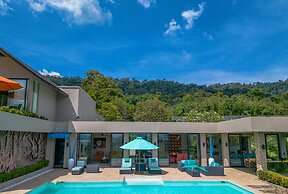 White Monkey Villa - Private Pool & Jacuzzi