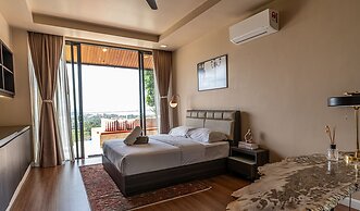 White Monkey Villa - Private Pool & Jacuzzi