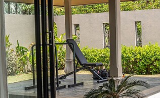 White Monkey Villa - Private Pool & Jacuzzi