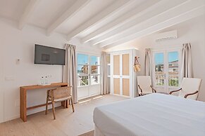 The Sea Club