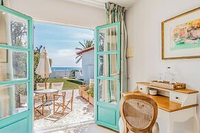 The Sea Club