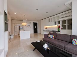 KL Platinum Suites by SNC