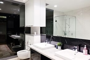 KL Platinum Suites by SNC