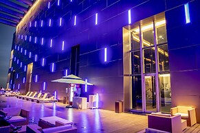 KL Platinum Suites by SNC