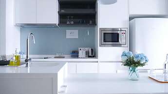 KL Platinum Suites by SNC