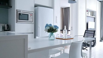 KL Platinum Suites by SNC