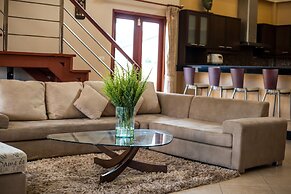 Blissful Villa Felicity with Ample Space