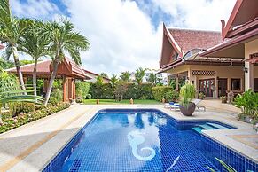 Blissful Villa Felicity with Ample Space