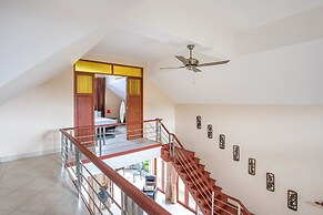 Blissful Villa Felicity with Ample Space
