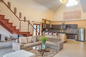 Blissful Villa Felicity with Ample Space