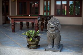 Blissful Villa Felicity with Ample Space