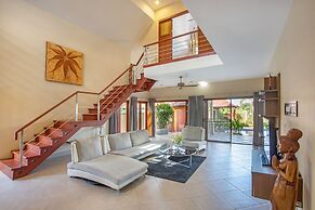 Blissful Villa Felicity with Ample Space