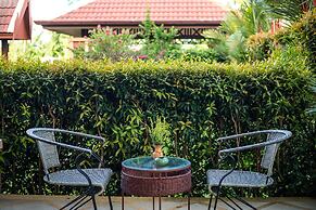 Blissful Villa Felicity with Ample Space