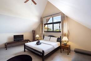 Blissful Villa Felicity with Ample Space