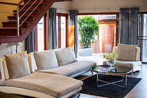 Blissful Villa Felicity with Ample Space