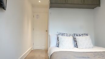 Grand Airport Ensuites