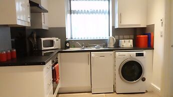 Grand Airport Ensuites