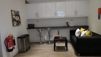 Grand Airport Ensuites