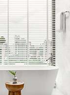 Kimpton Maa-Lai Bangkok by IHG