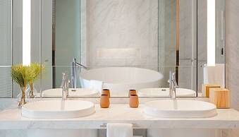 Kimpton Maa-Lai Bangkok by IHG