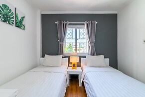 Chin Stays - Hotel and Apartment