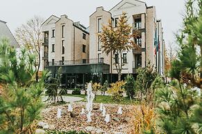 Amsterdam Plaza