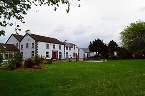 Willow House & Orchard Studios