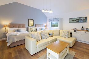 Willow House & Orchard Studios