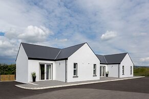 Willow House & Orchard Studios