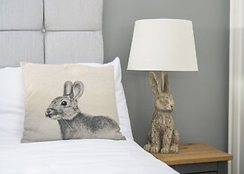 Willow House & Orchard Studios