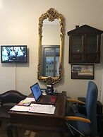 Sunshine Taksim Suite