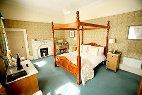 Dufferin Coaching Inn & Hall